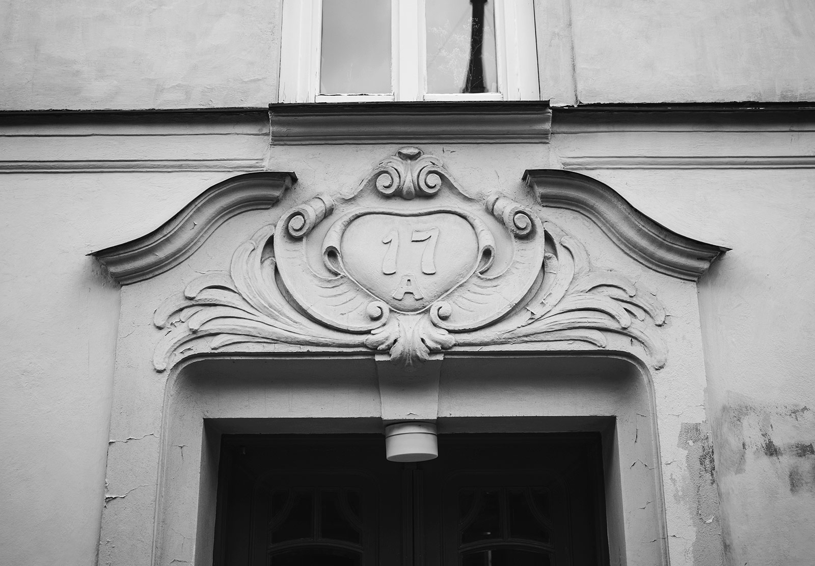 Ornate 17A archway over door