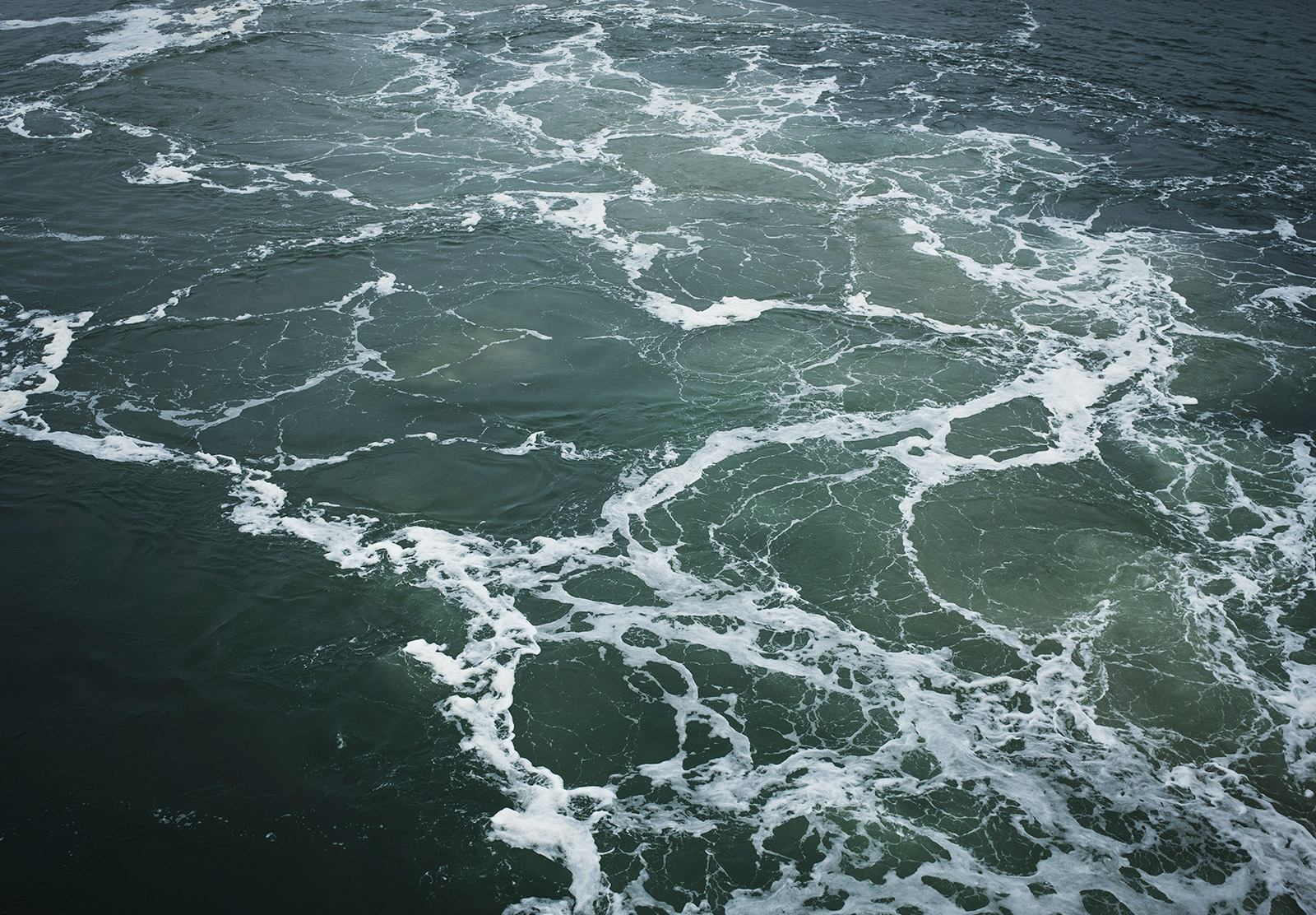 Waves and sea foam