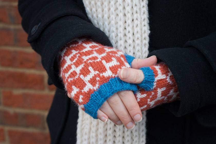 Knitted gauntlets