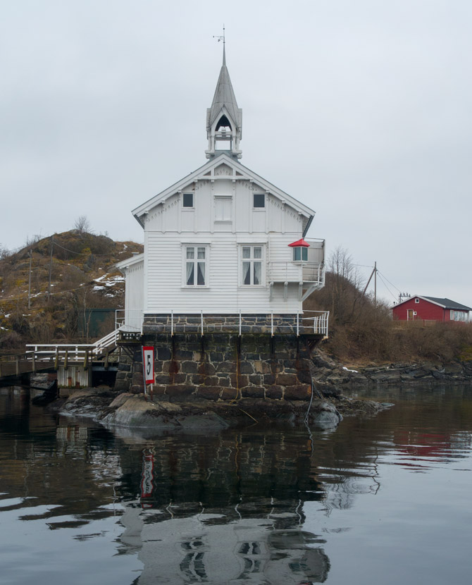 White wooden lighthouse
