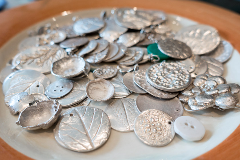 Plate of pendants
