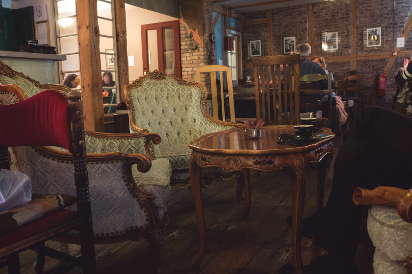 Cosy Icelandic cafe