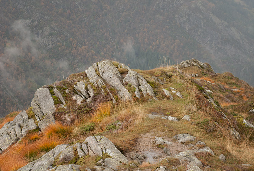 Steep trail down Ulriken