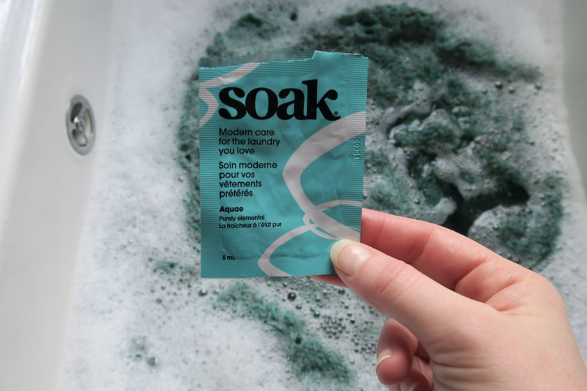 Sachet of wool wash