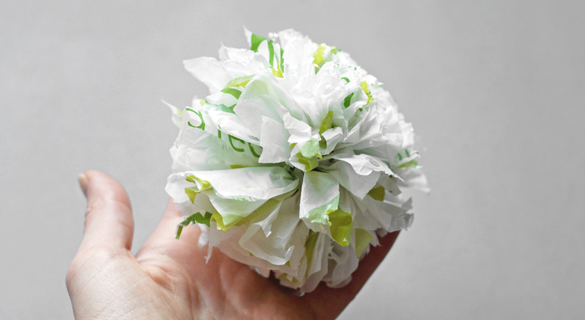 Carrier bag pompom