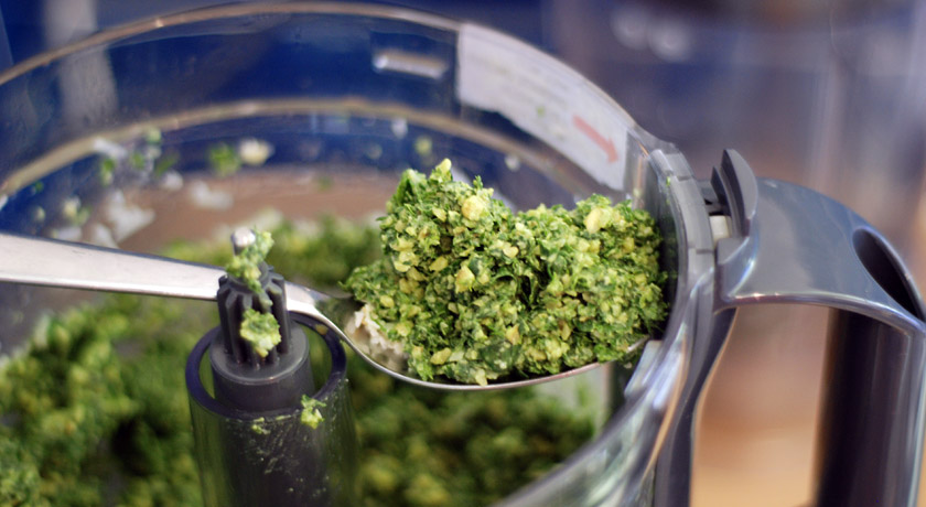 Rough pesto paste