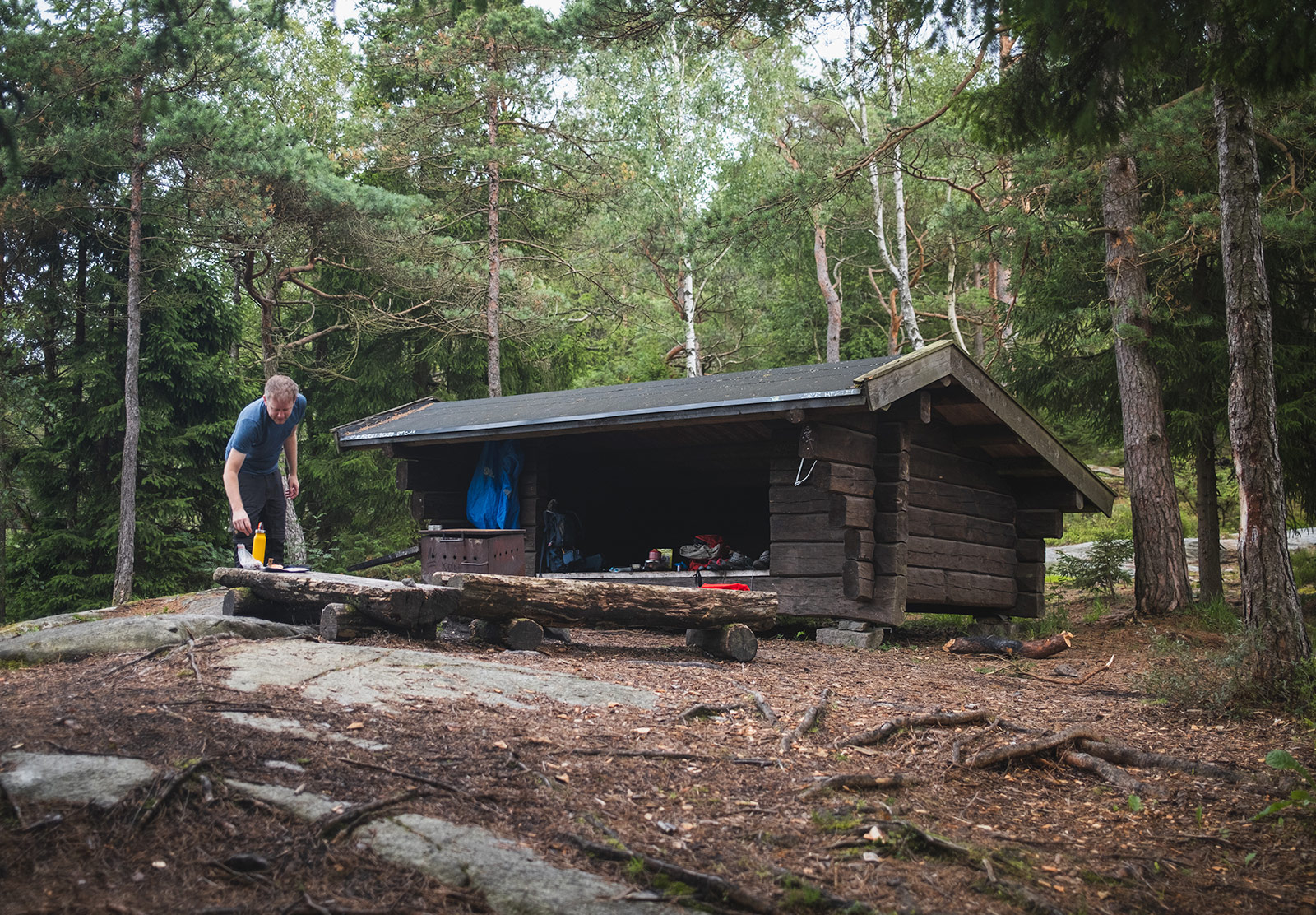 Wooden wind shelter
