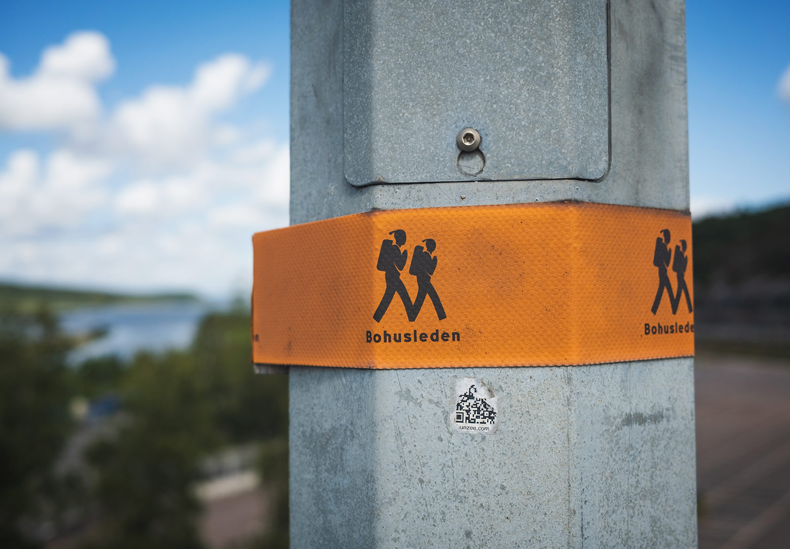 Trail name on lamp post