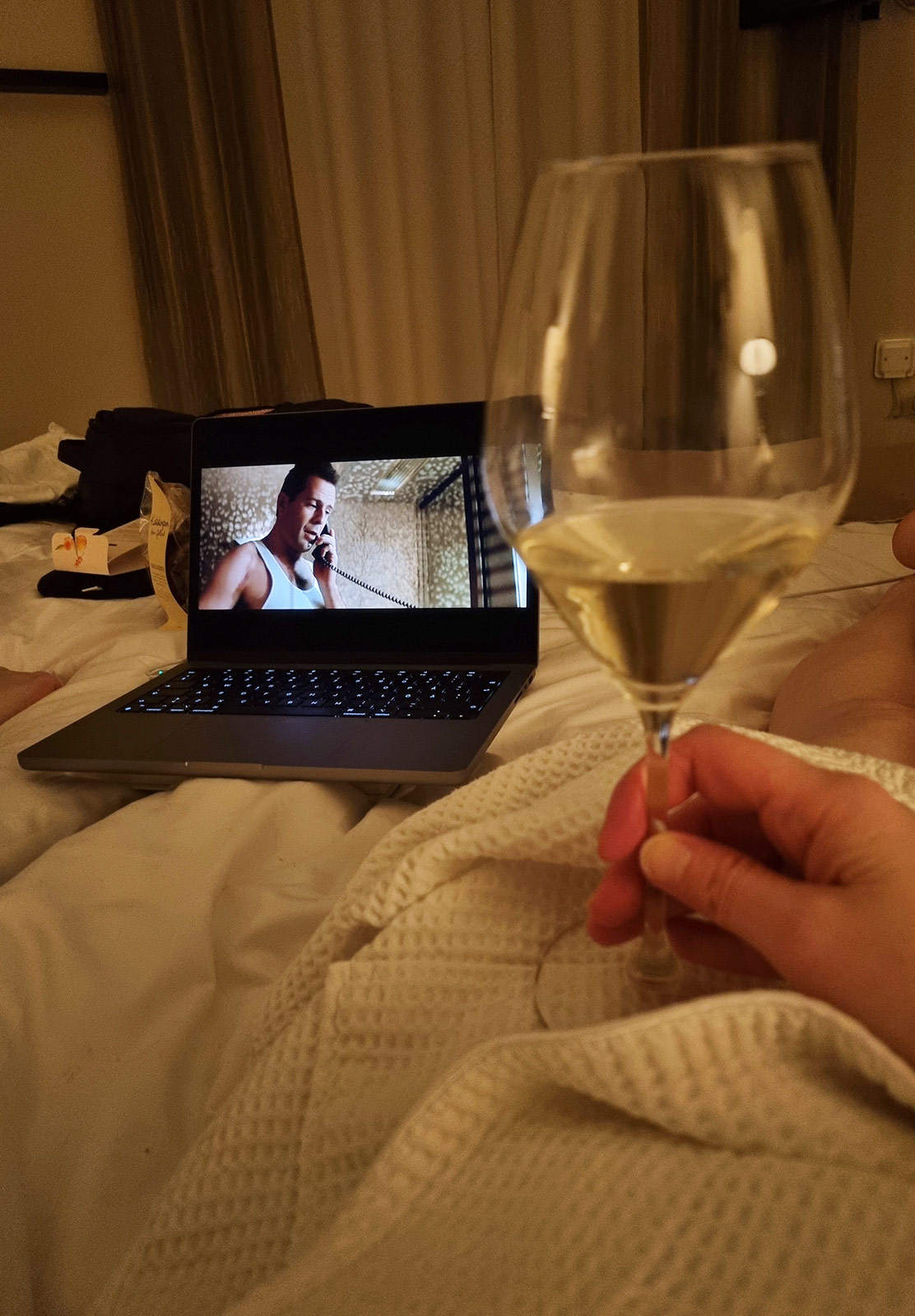 Die Hard on laptop