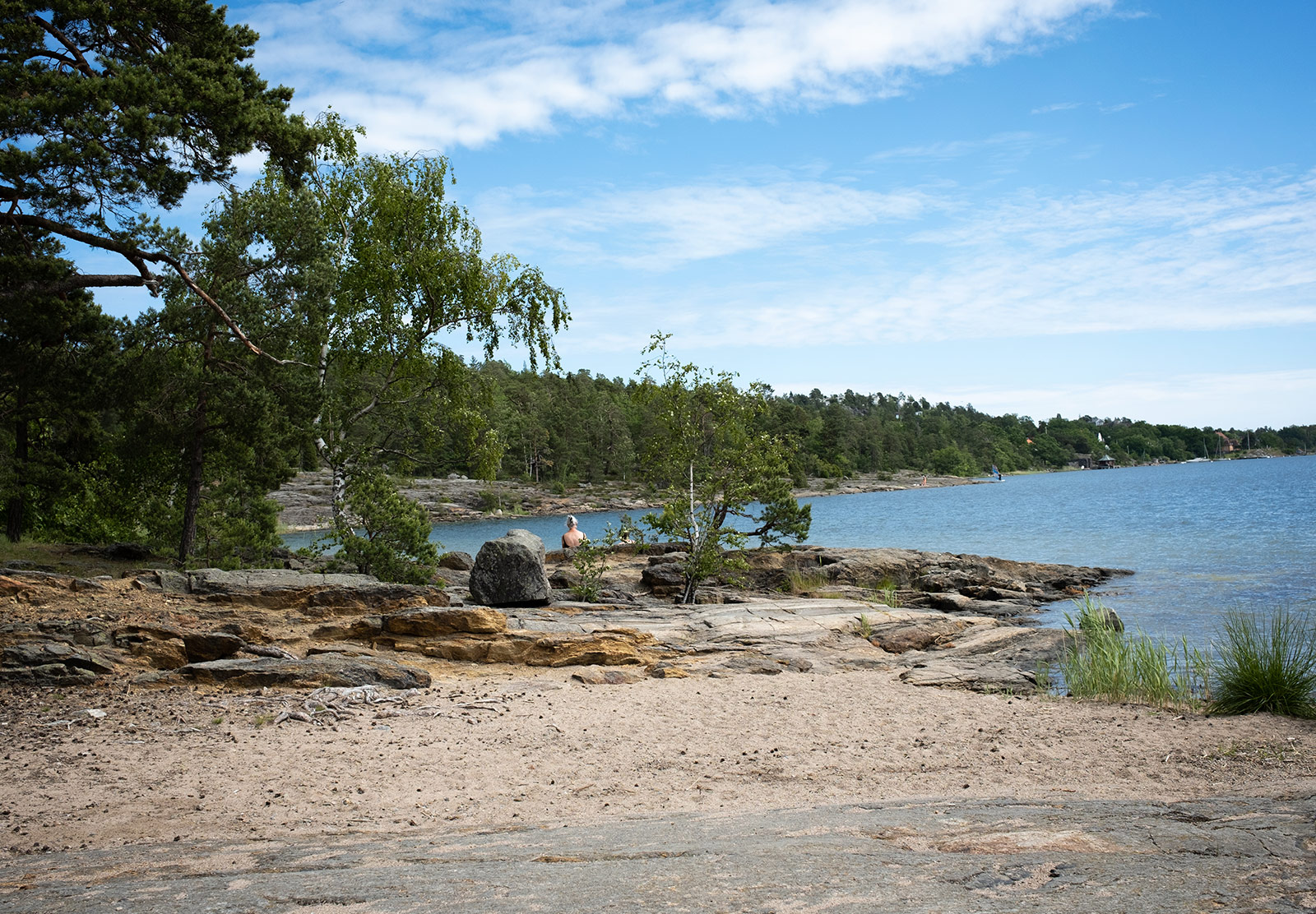 People sat on rocks