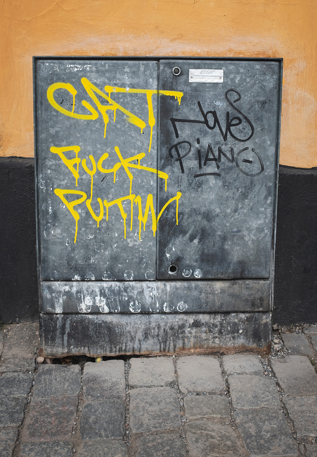 Fuck Putin in spraypaint