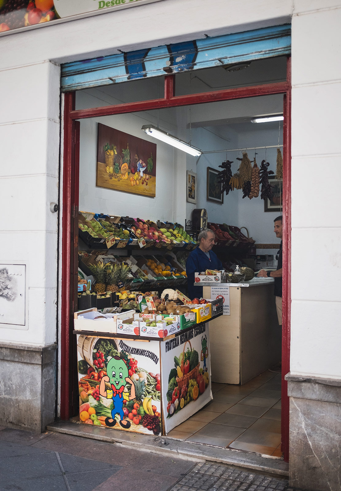Fruit and vegetable shop