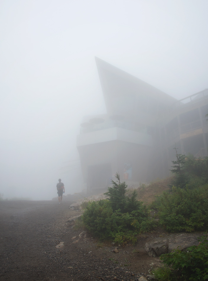 Misty summit 