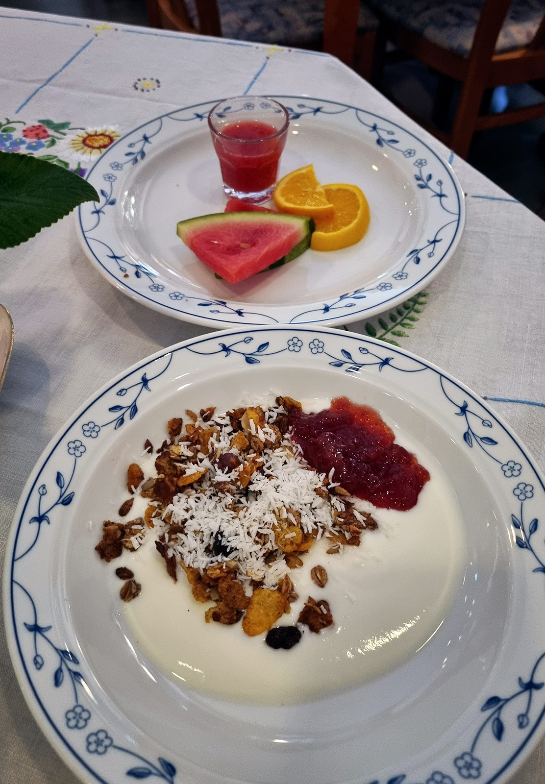 Yogurt, fruit and juice