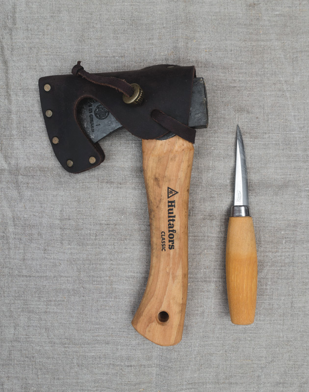 Carving axe