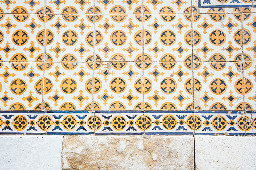 Yellow circle print tiles