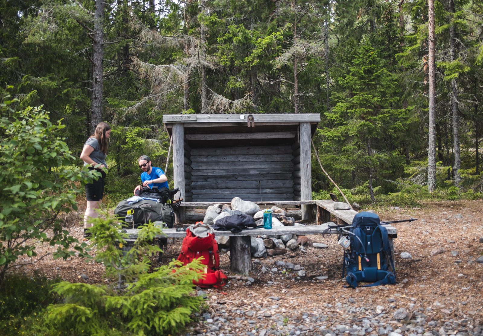Wooden wind shelter