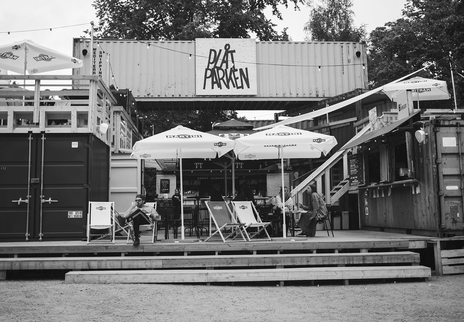 Pop-up restaurant
