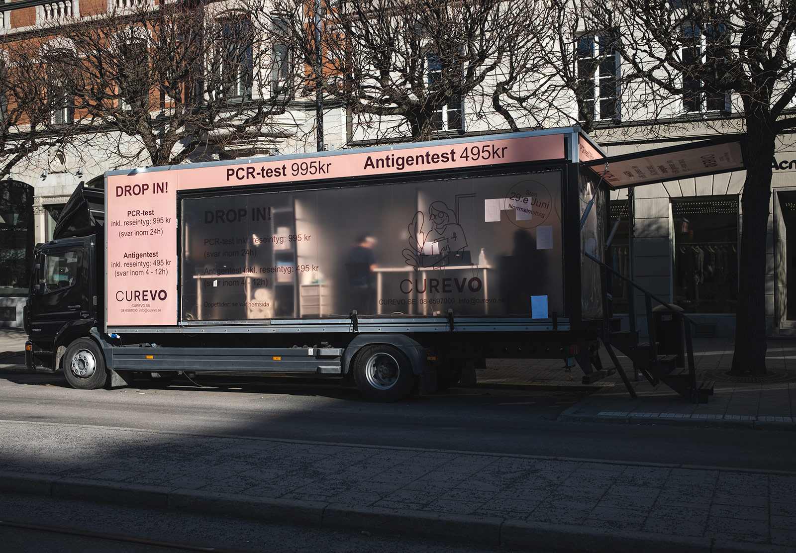 Covid testing bus