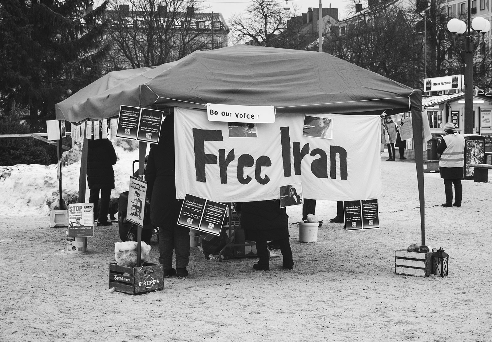 Free Iran sign