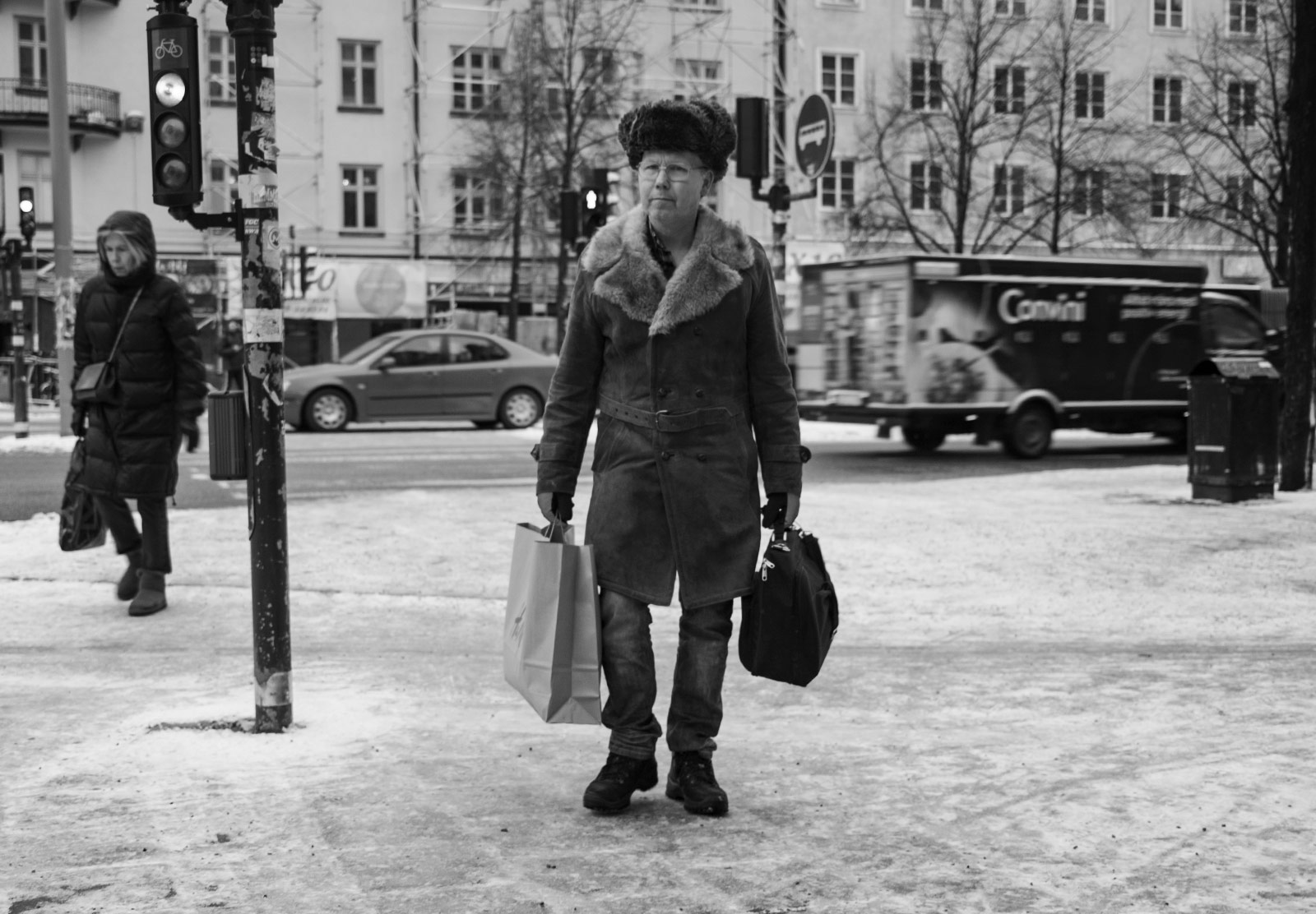 Man in a wooly hat