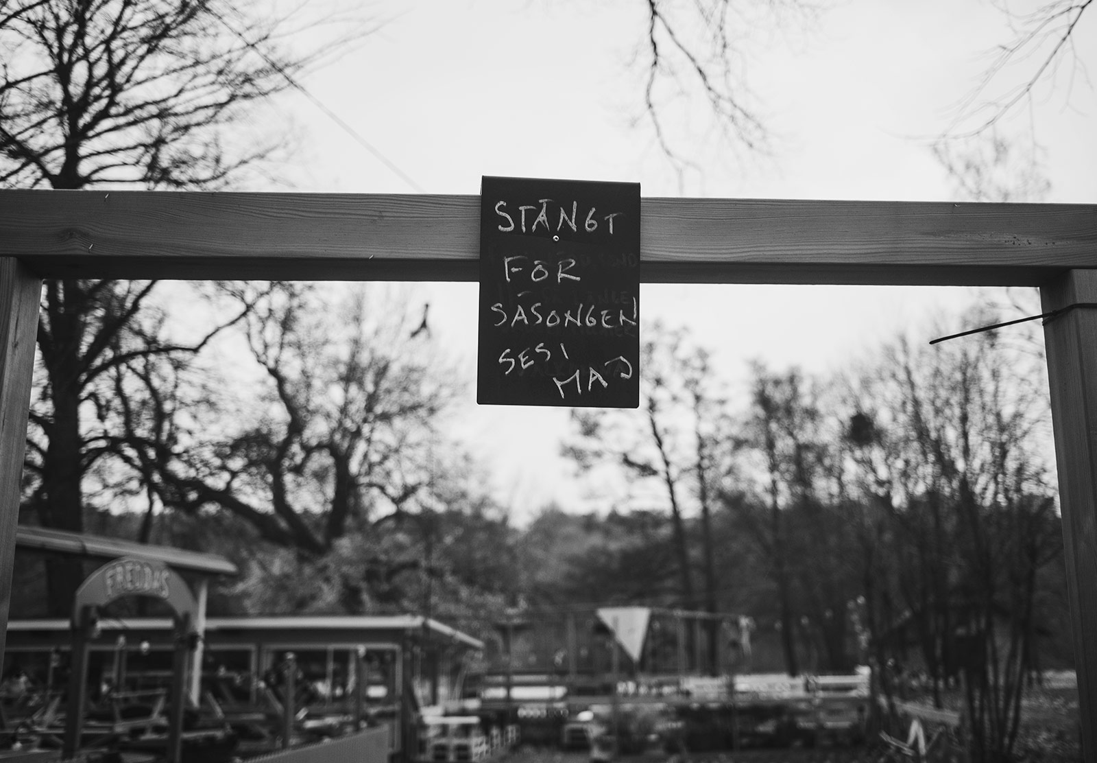 Closed sign