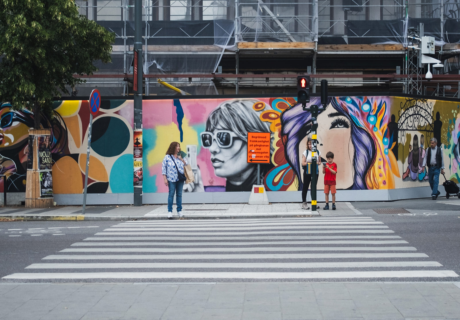 Street art faces