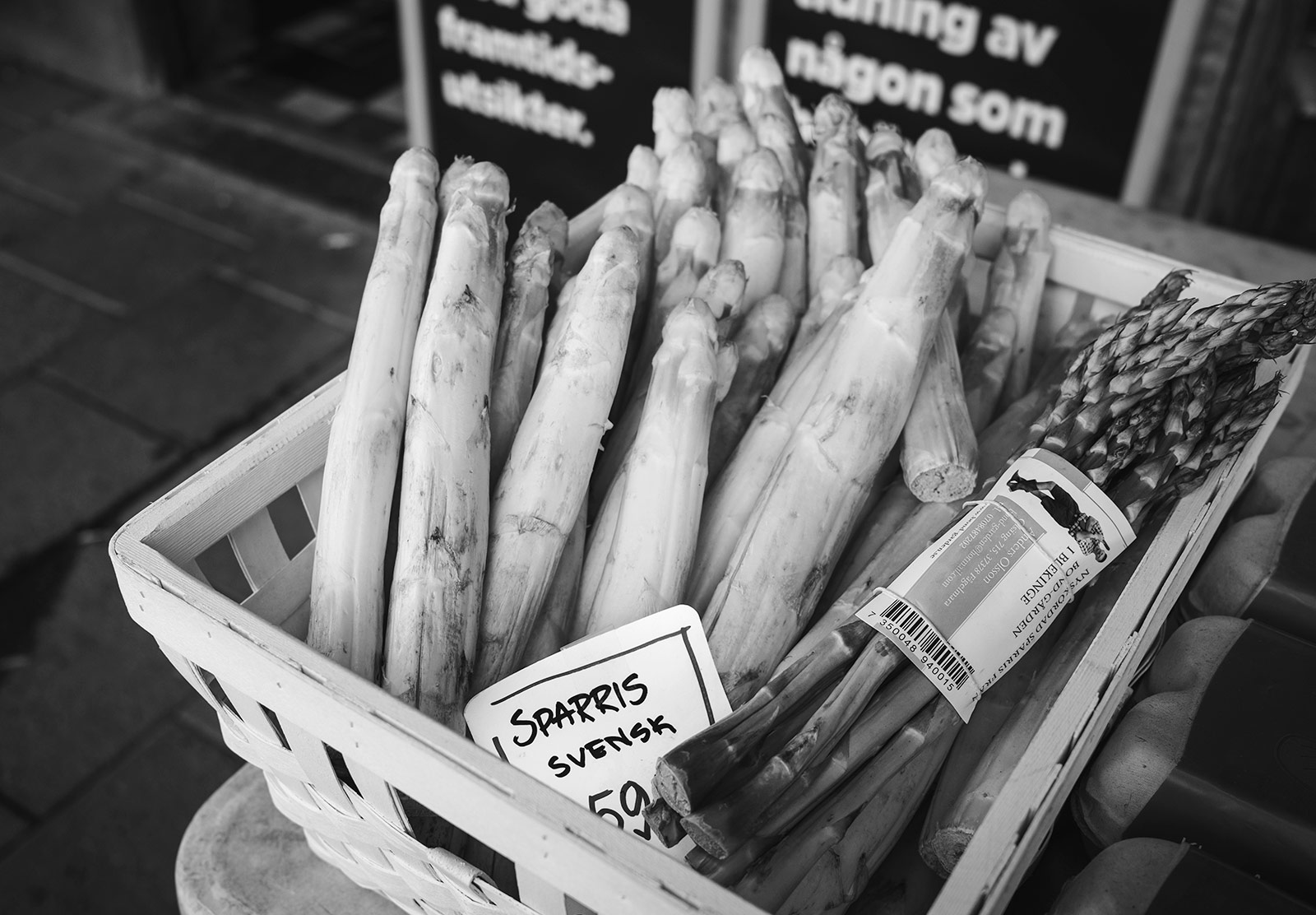 Asparagus in a box