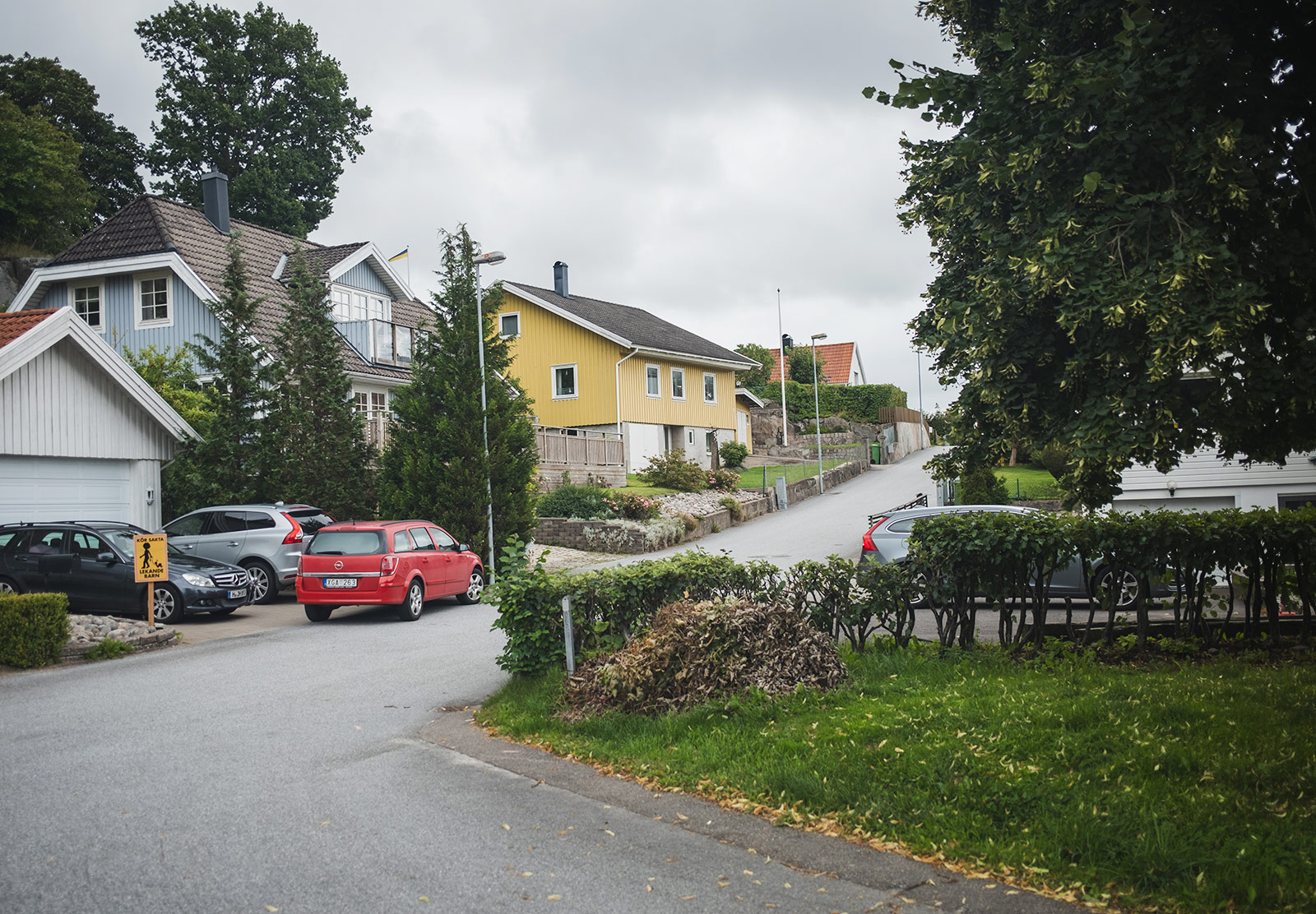 Road lined with wooden houses