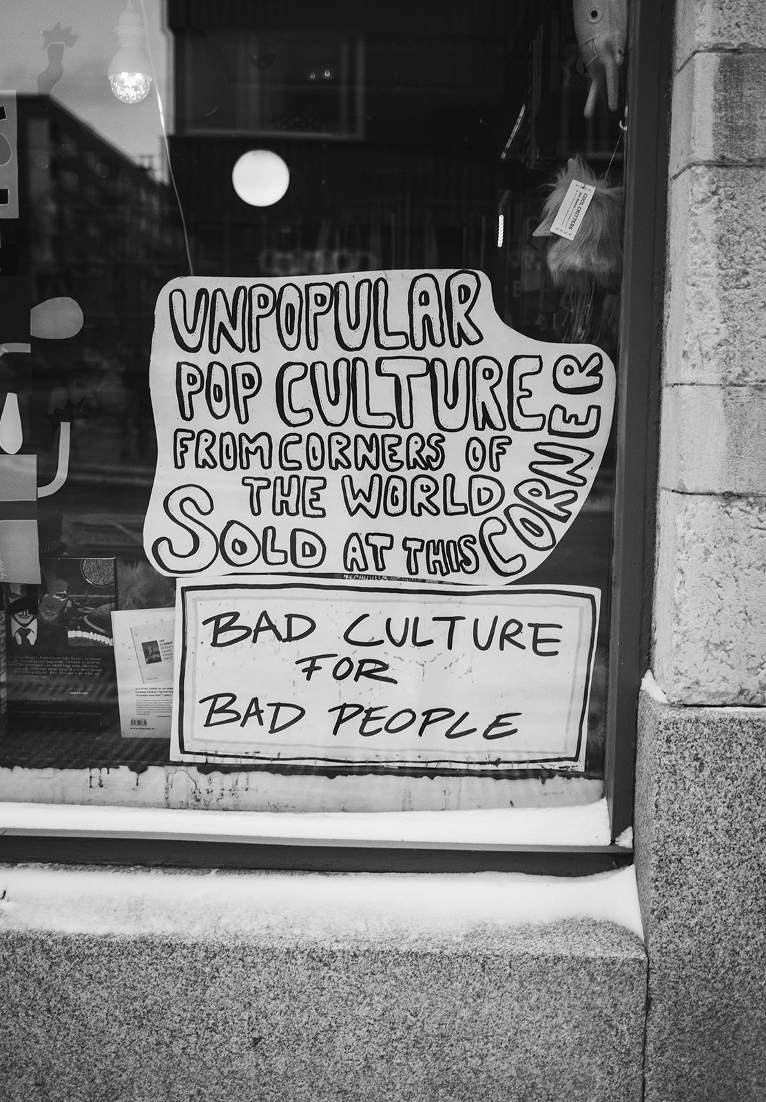 Unpopular culture lettering