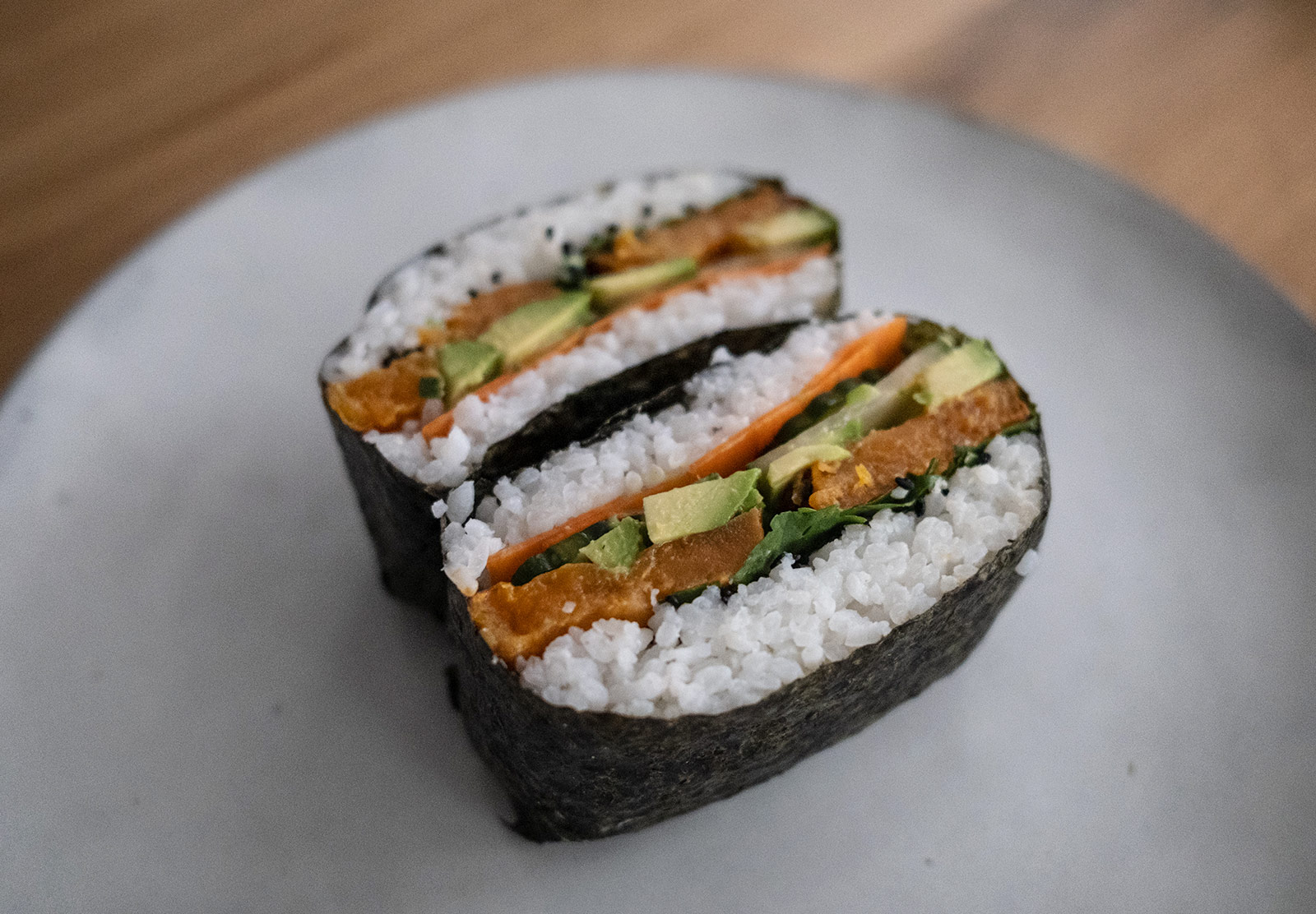 Seaweed filled with rice and vegetables