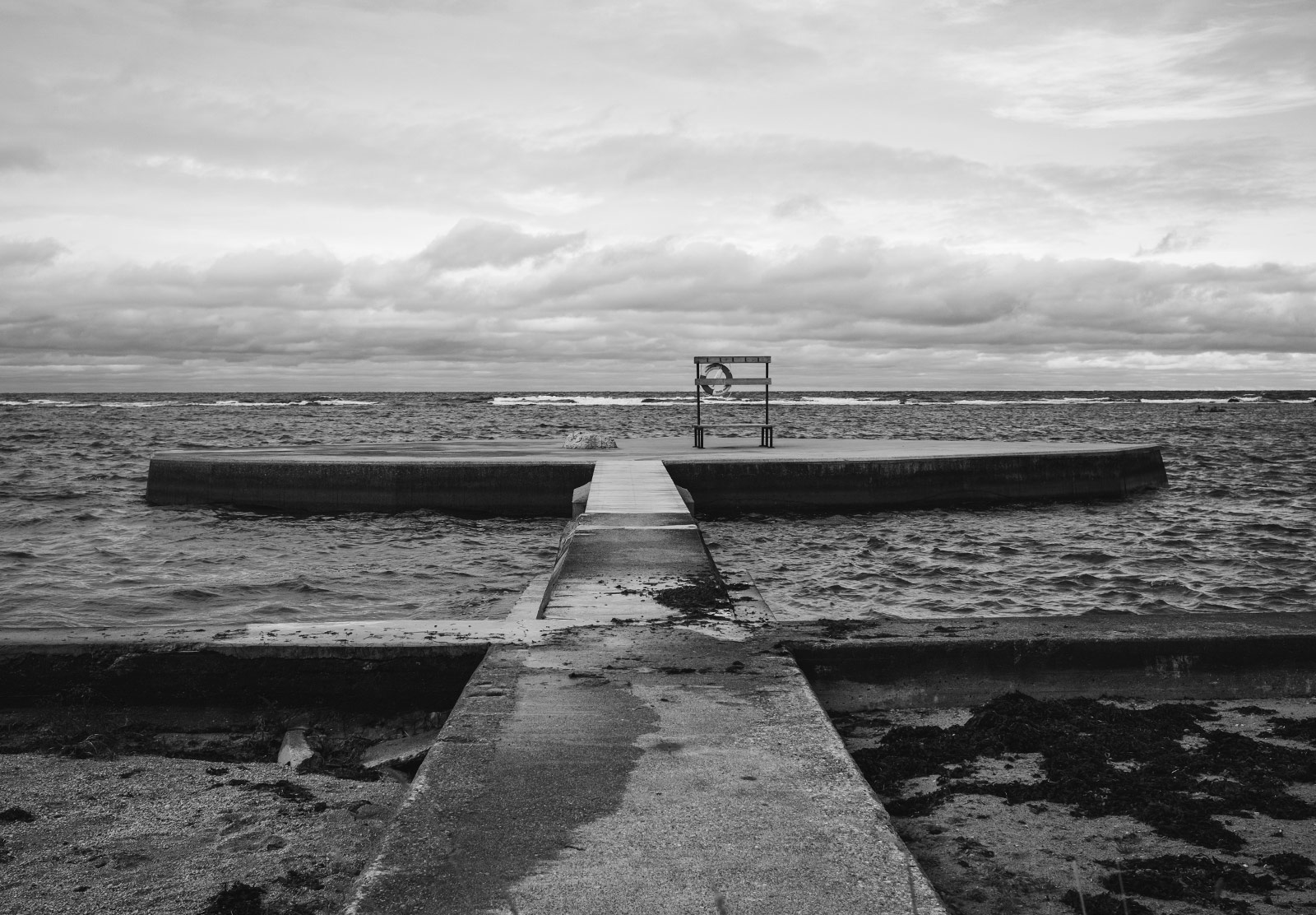 Concrete jetty