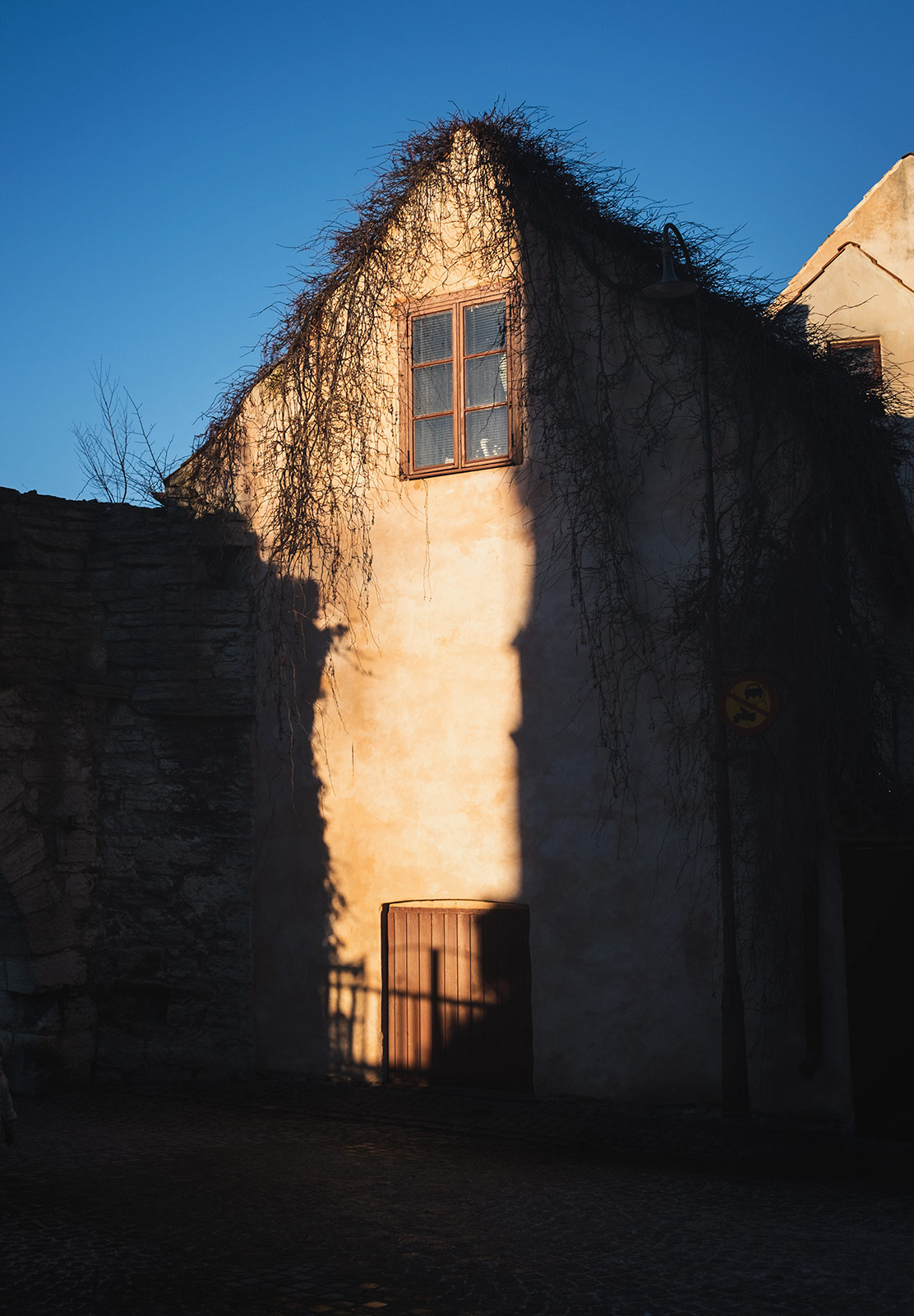 Light shining on building
