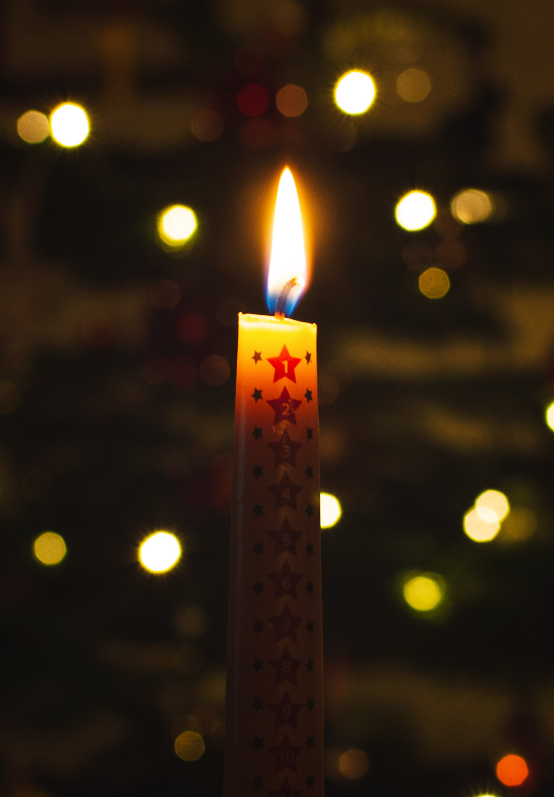 Numbered candle