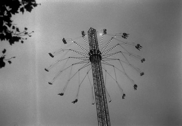 Tall fairground ride