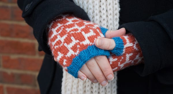 Knitted gauntlets